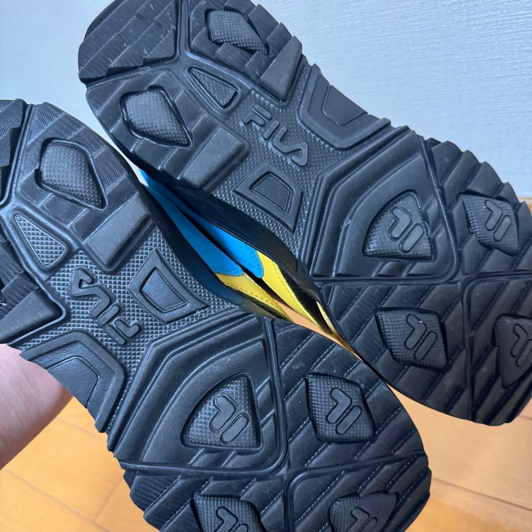 優里 FILA コラボ 25.5cm