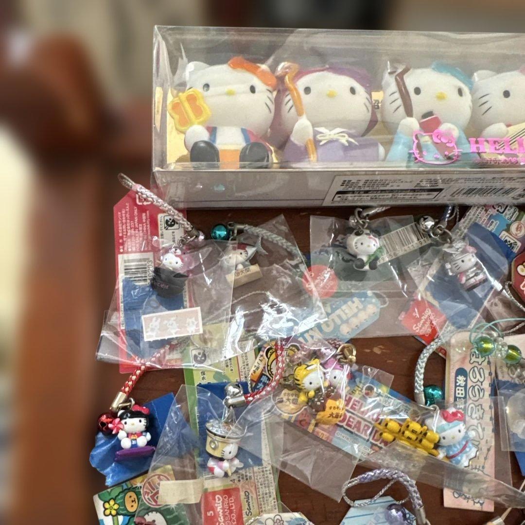 ご当地限定　ご当地キティ　ハローキティ ストラップセット 多数