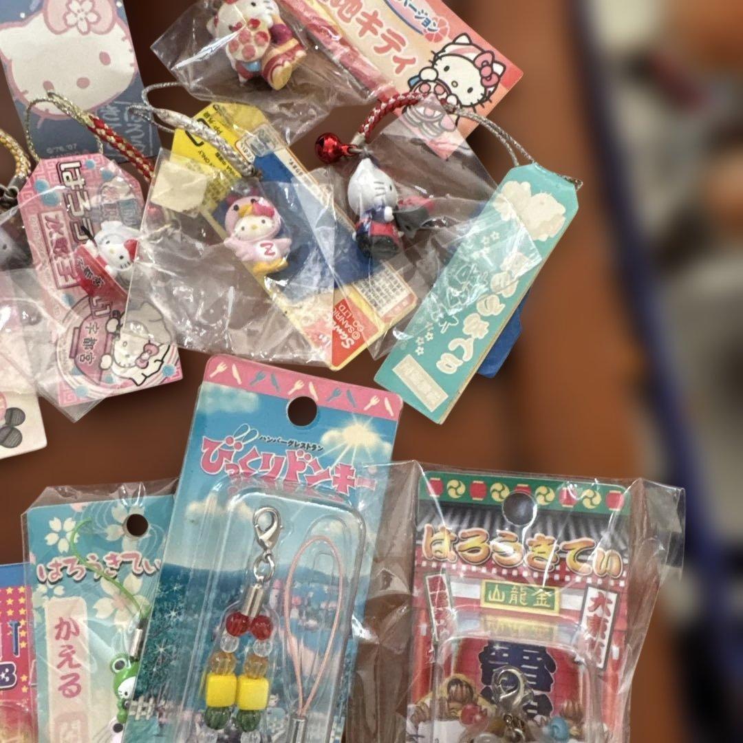 ご当地限定　ご当地キティ　ハローキティ ストラップセット 多数