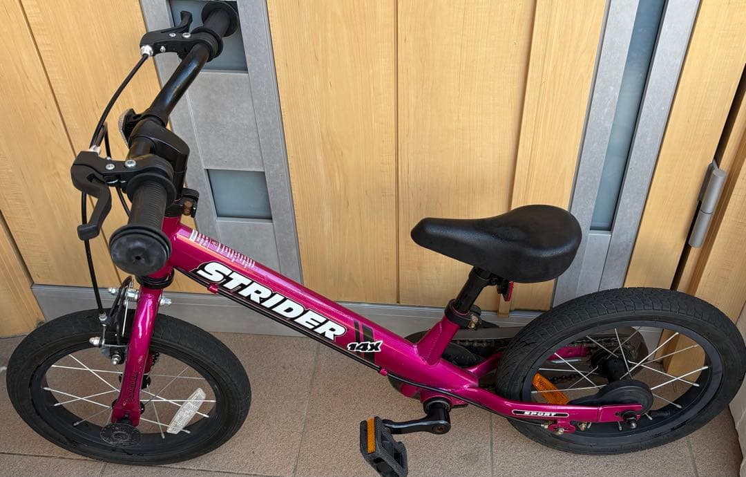 も*ん様 ストライダーSTRIDER 14x ピンク