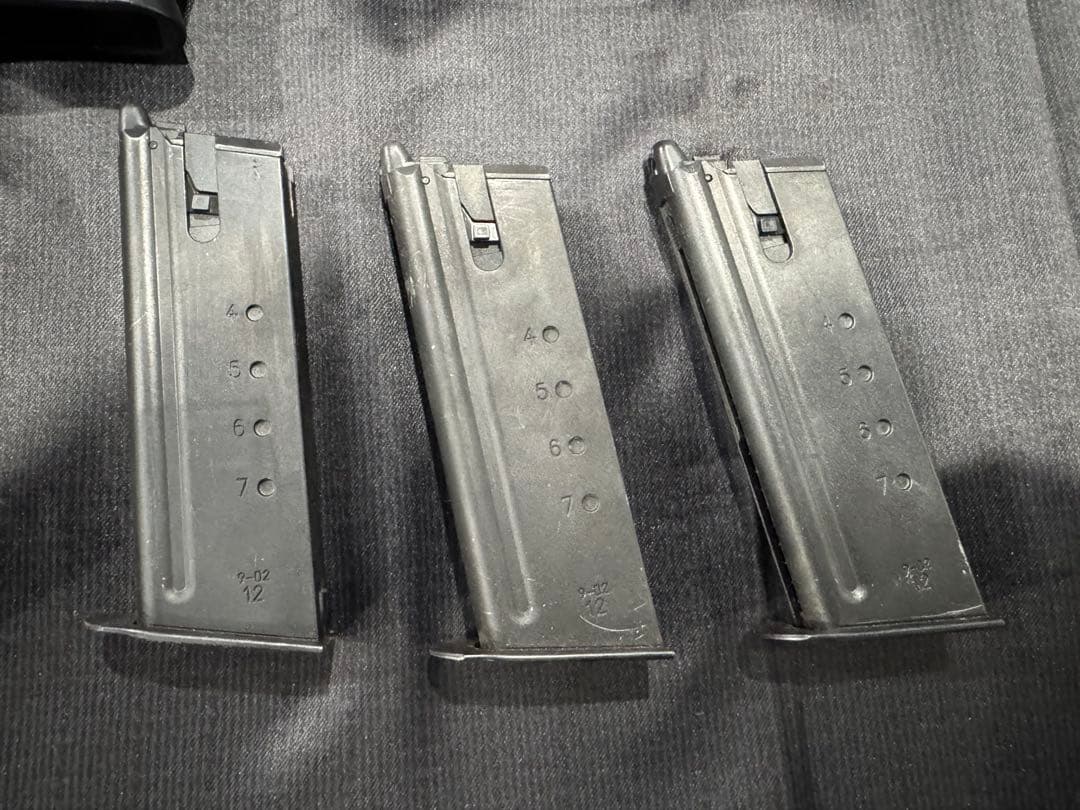 東京マルイ　デザートイーグル.50AE ガスブローバック　予備マガジン付