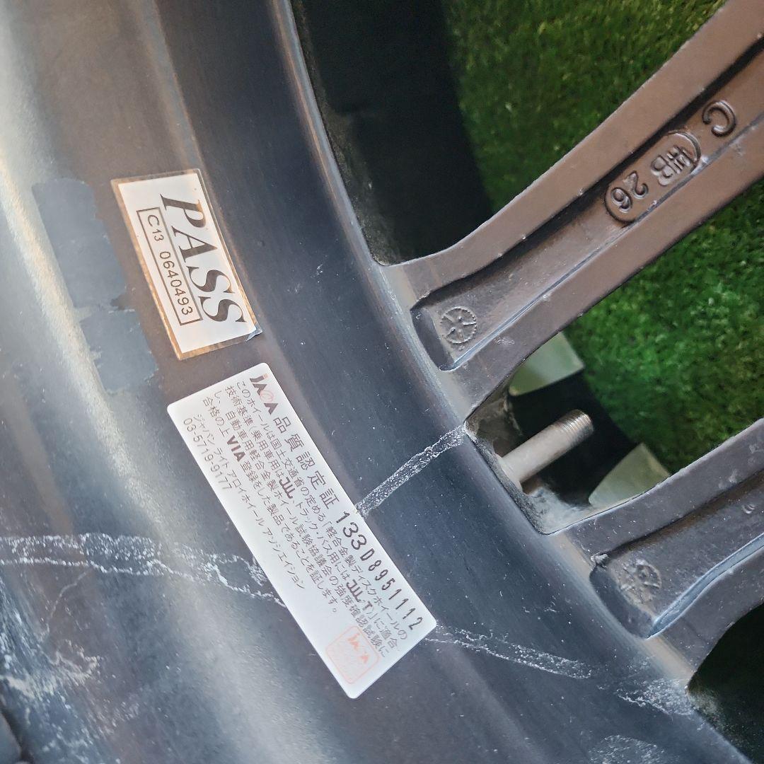 ２００系ハイエース　社外ホイール　4本　１８インチ