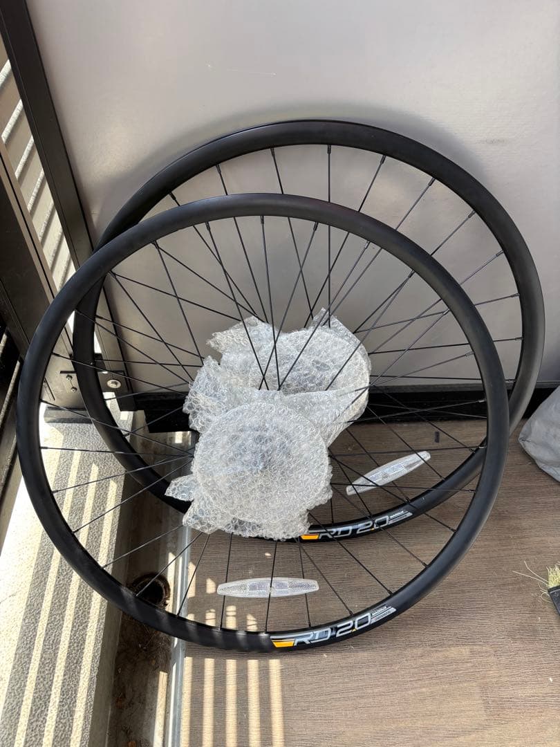 maddux 2.0 ディスクブレーキ　ロードバイク　ホイール