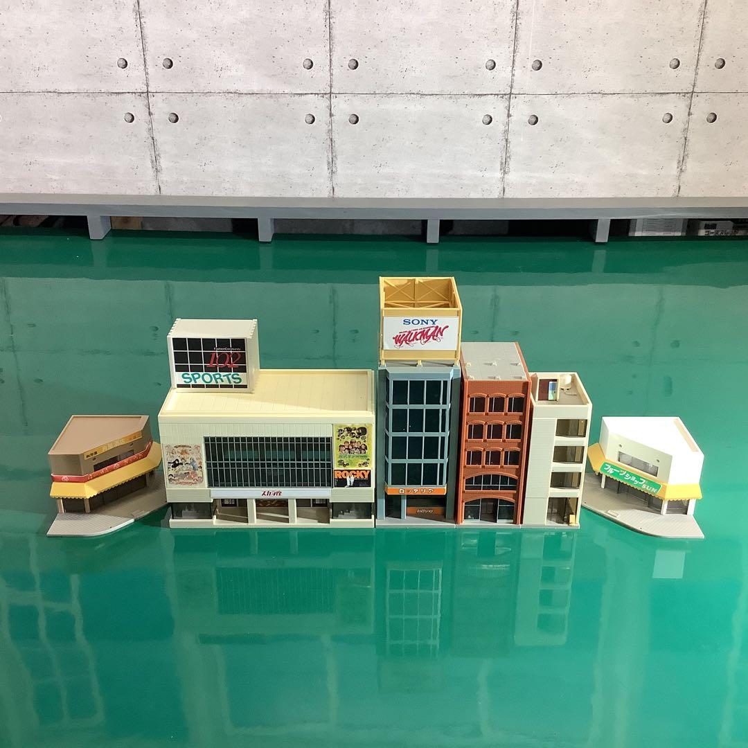 TOMIX Nゲージ 駅舎 プラットフォーム セット他＋ホキ800型2両セット