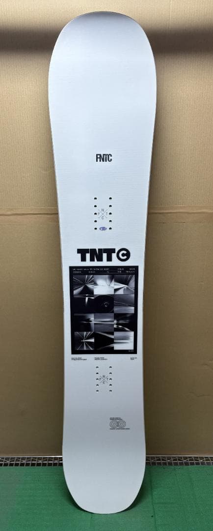 【2051】FNTC　エフエヌティーシー　TNT C　143cm