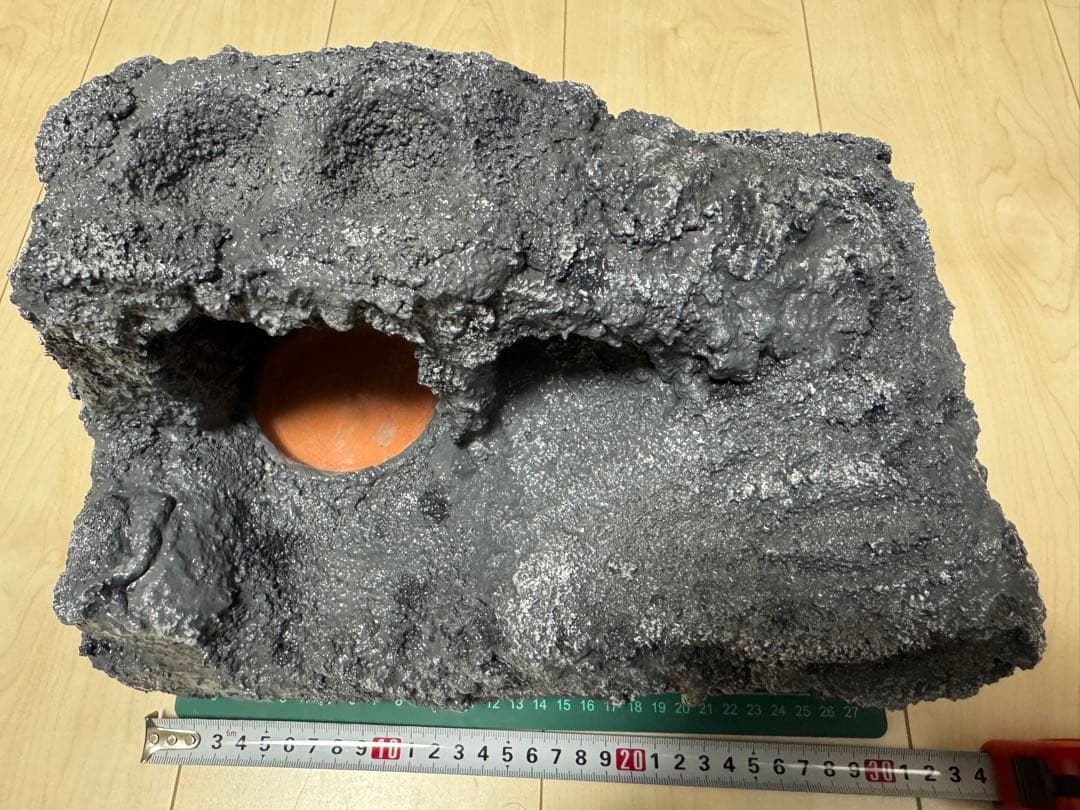 爬虫類用 二部屋構造ウェットシェルター 湿度管理 横長設計