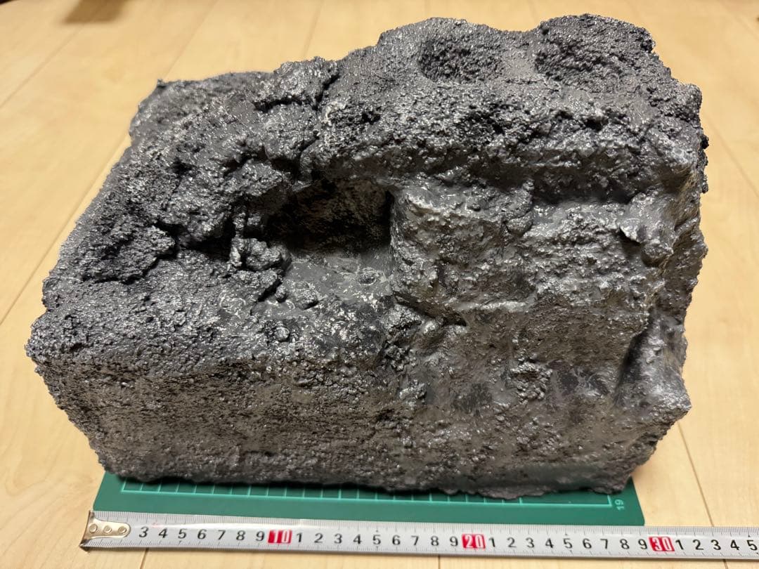 爬虫類用 二部屋構造ウェットシェルター 湿度管理 横長設計