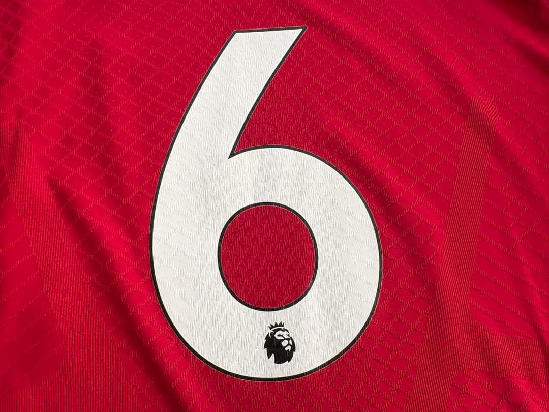 【正規品】リバプール チアゴ選手6番 オーセンティック2022-23