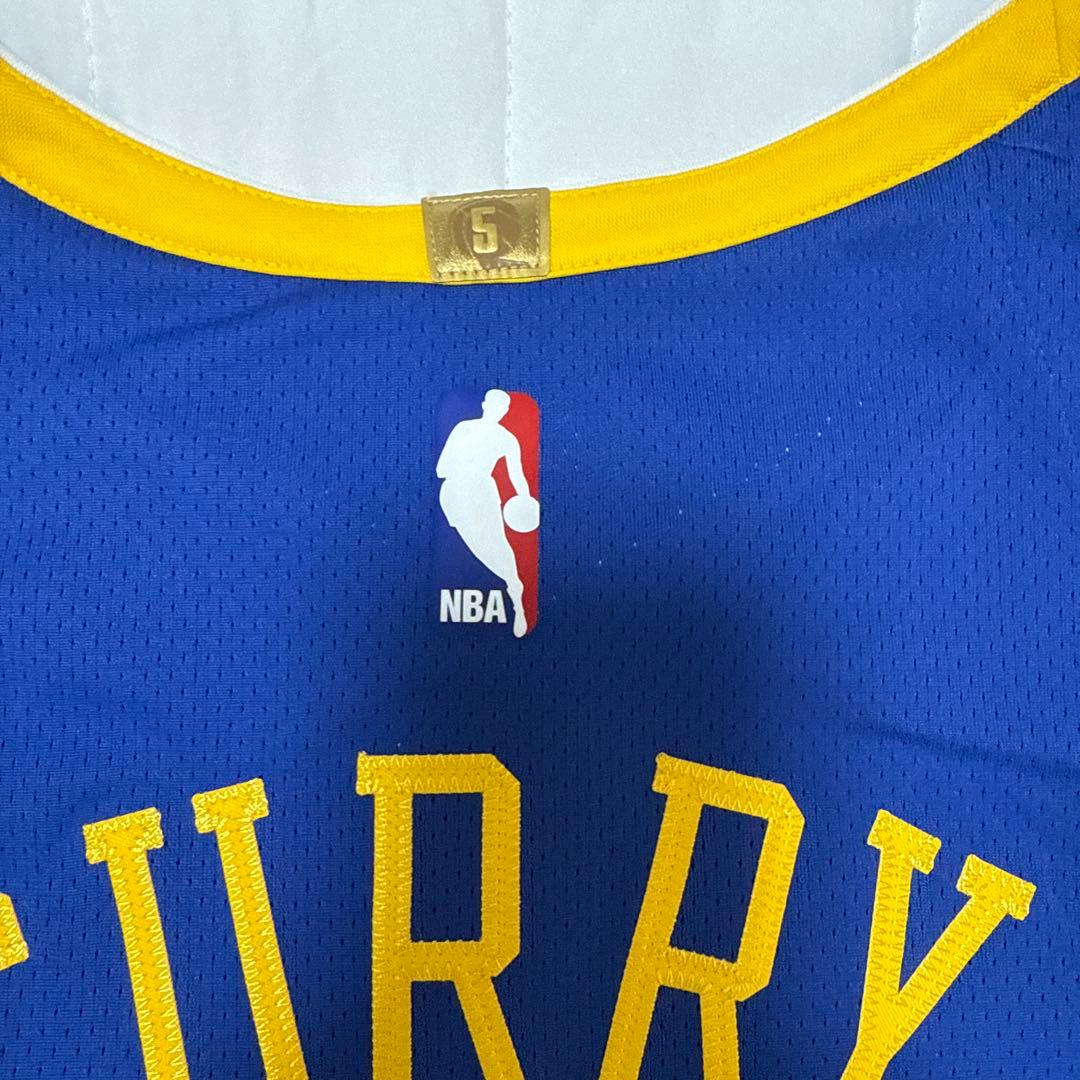 nba サイン入りユニフォーム　ステフィンカリー