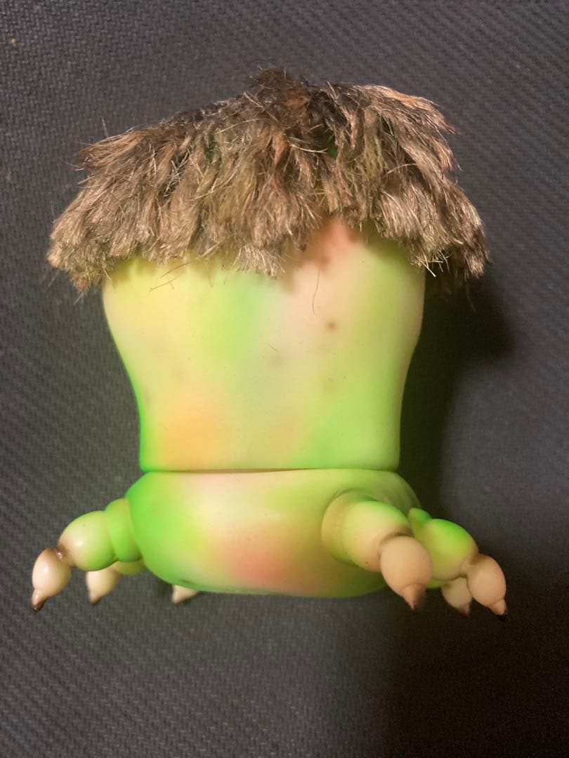 Fok queenie 人形Q 蜘蛛　ソフビ