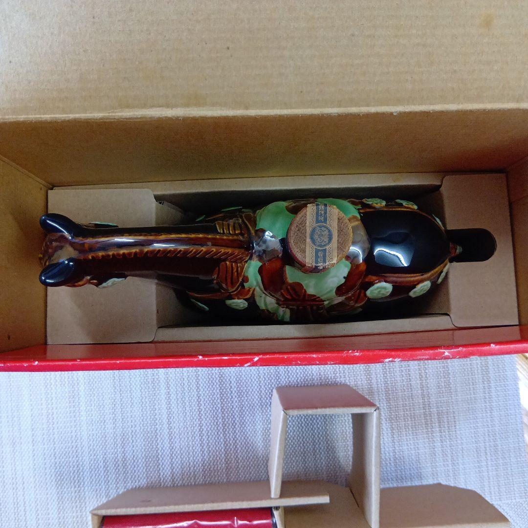 ★ サントリー ウイスキー ローヤル 〈午歳〉 干支ボトル(ボックス付) SR⑦