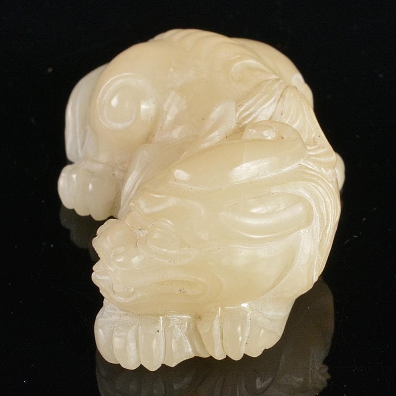 中国　玉石白玉彫刻　獅子　紙鎮　置物　C　R5388