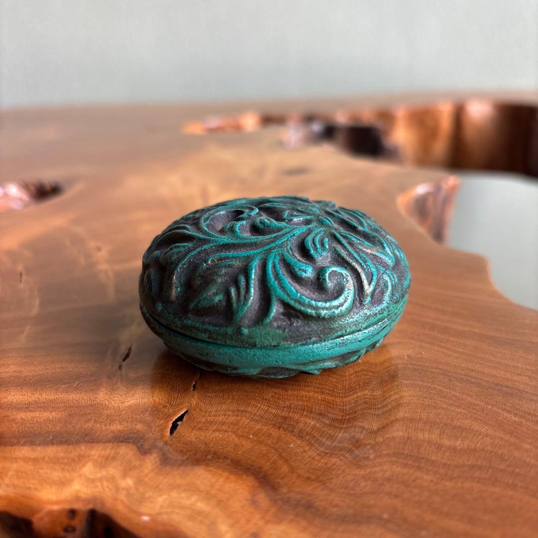 天平唐草香合 寧羅久造 茶道具 共箱