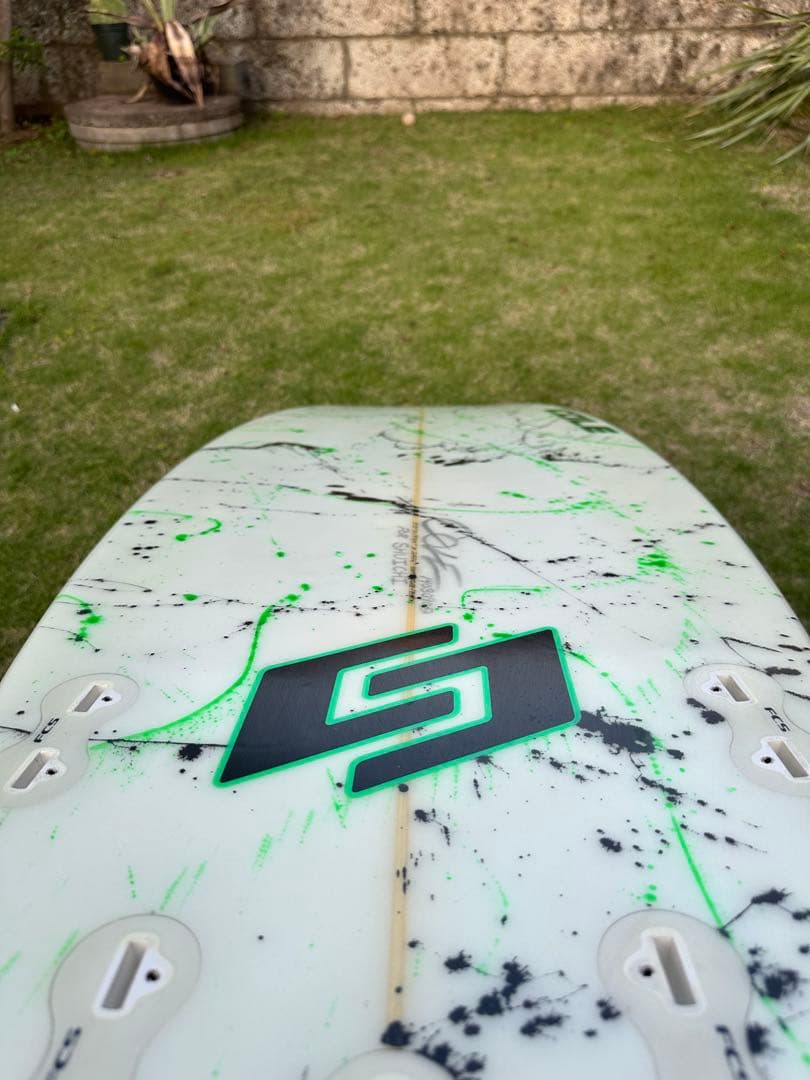 COLE ショートボード カーブボール　ホワイト・グリーン