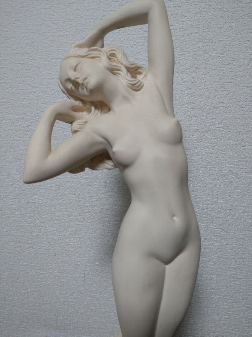 Giuseppe Bessi　ジュゼッペ・ベッシ　STONELITE　 裸婦像