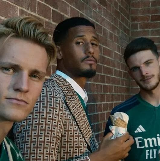 【送料無料】 アーセナル　ウーデゴール　オーセンティック サード（M）23-24