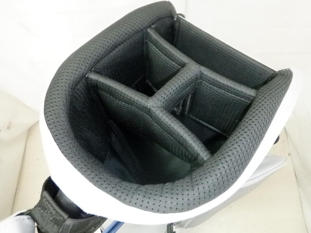 ARMOURIN★アーマーイン★8.5型★軽量★美品★スタンド(GY)