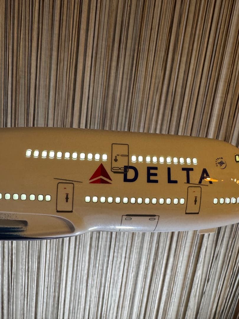 デルタ航空 B747 LED発光 1/160 DELTA モデル 46cm