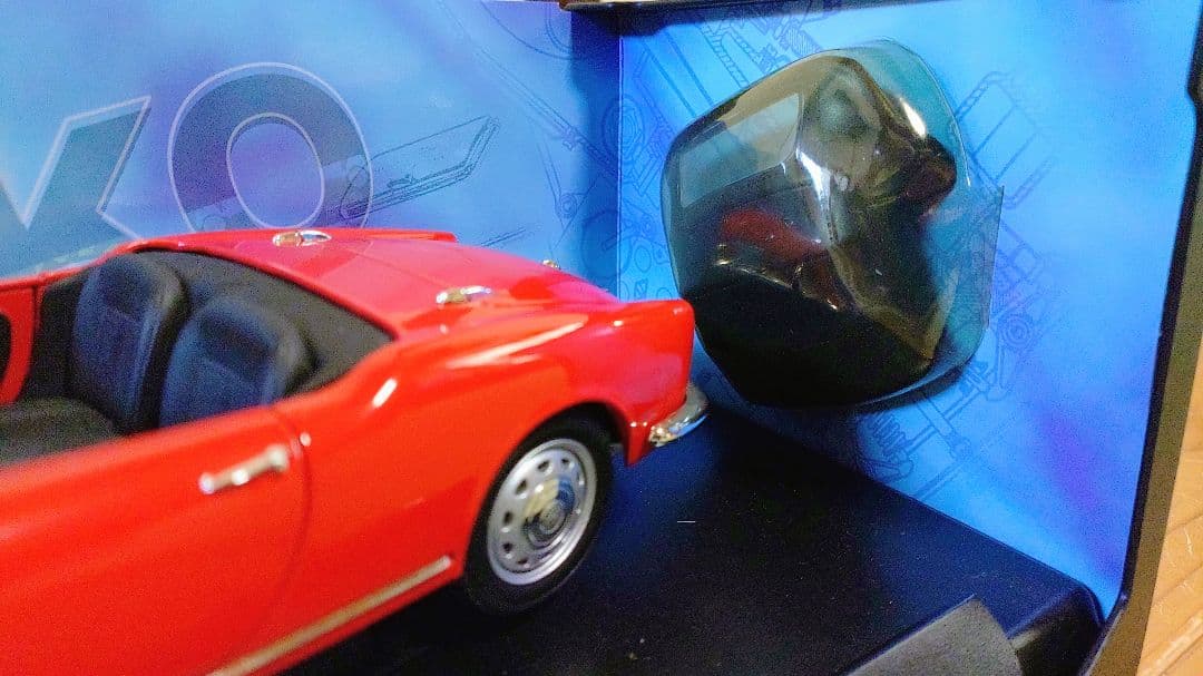 1/18　ミニカー　RICKO　アルファロメオ　ジュリエッタ　スパイダー