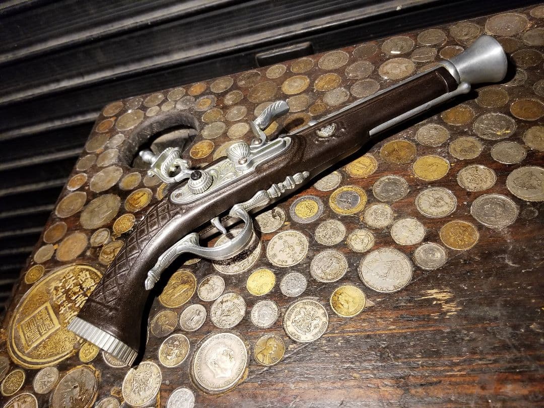 フリントロック　メタル　アンティーク　細密　装飾　西洋　様式　古式砲　台座付