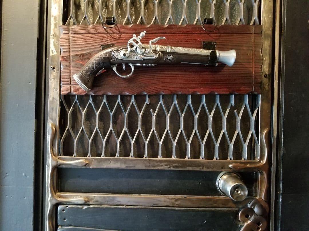 フリントロック　メタル　アンティーク　細密　装飾　西洋　様式　古式砲　台座付