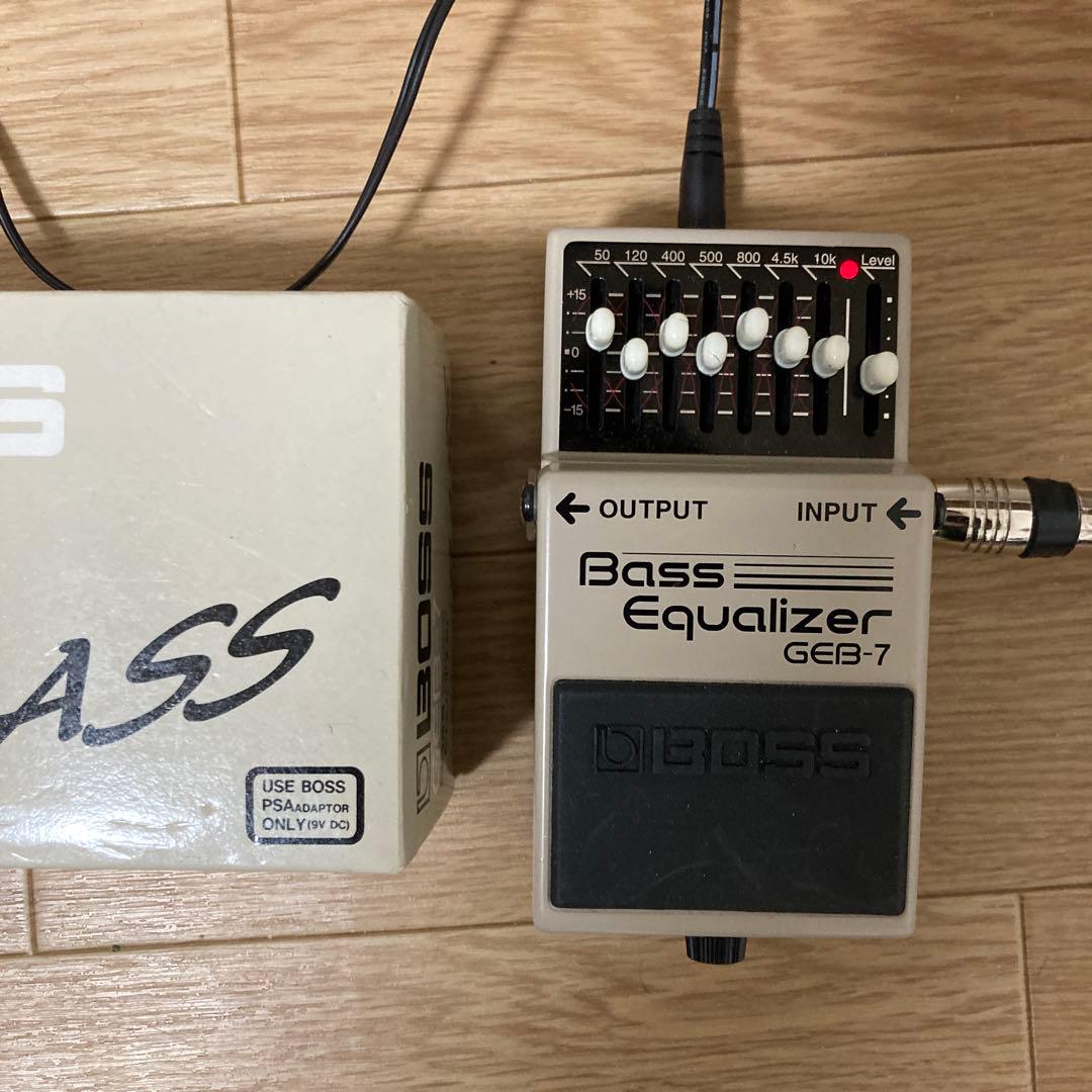 BOSS ベース　エフェクター、イコライザー　GEB-7、美品