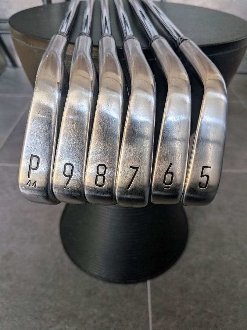 ●美品　日本仕様●2023年 タイトリスト T150 MODUS120S 6本