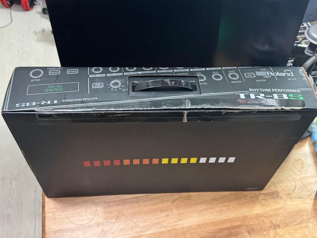 Roland　AIRA series TR-8S