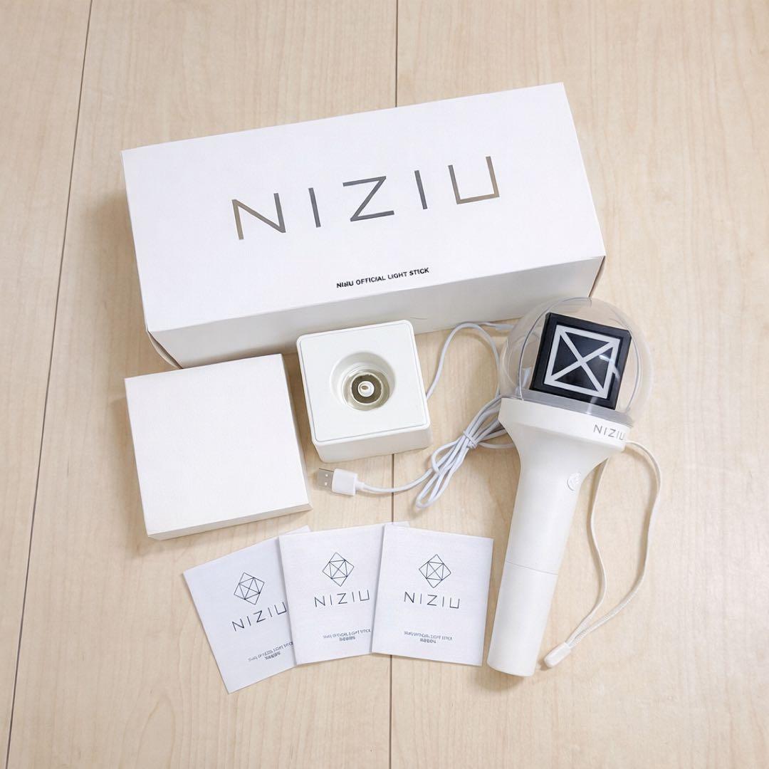 NIZIU 公式ペンライト　動作確認済み