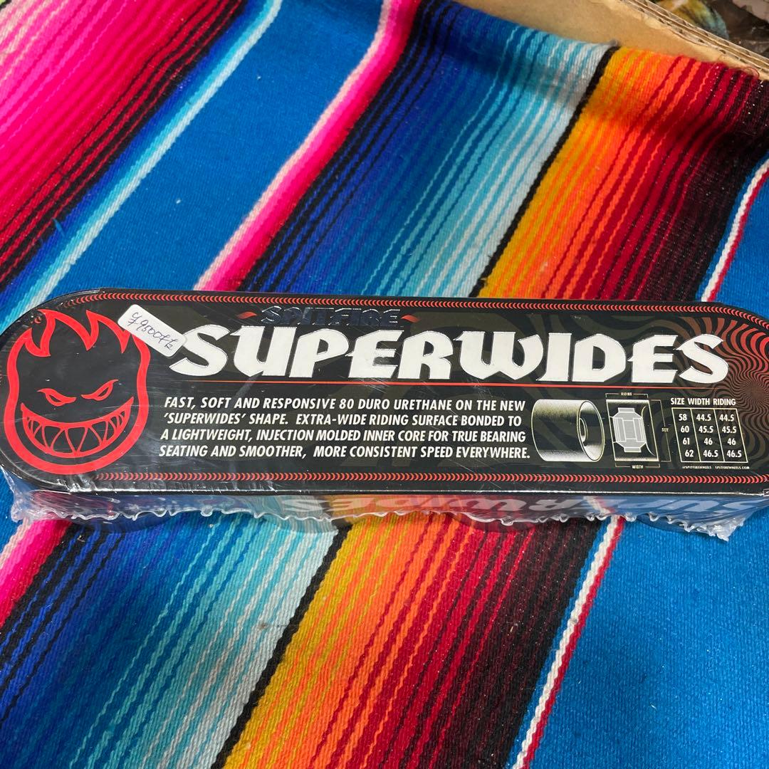 スケートボード ウィール Superwides 4個セット62mm