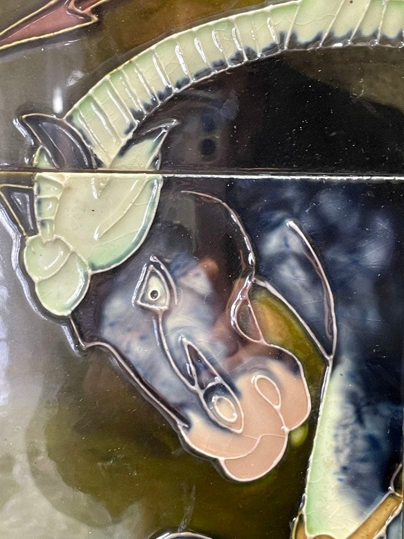 値下げ/エネルギーの高い　陶板画　中国騎馬武者　62 × 72厚さ4センチ