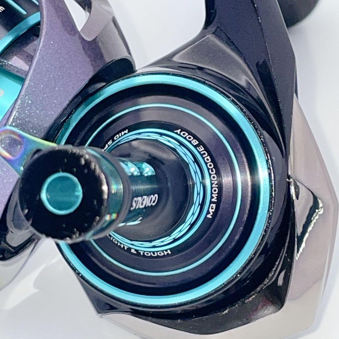 【美品】ダイワ 23 エメラルダス RX LT2500 ゴメクサスリールスタンド