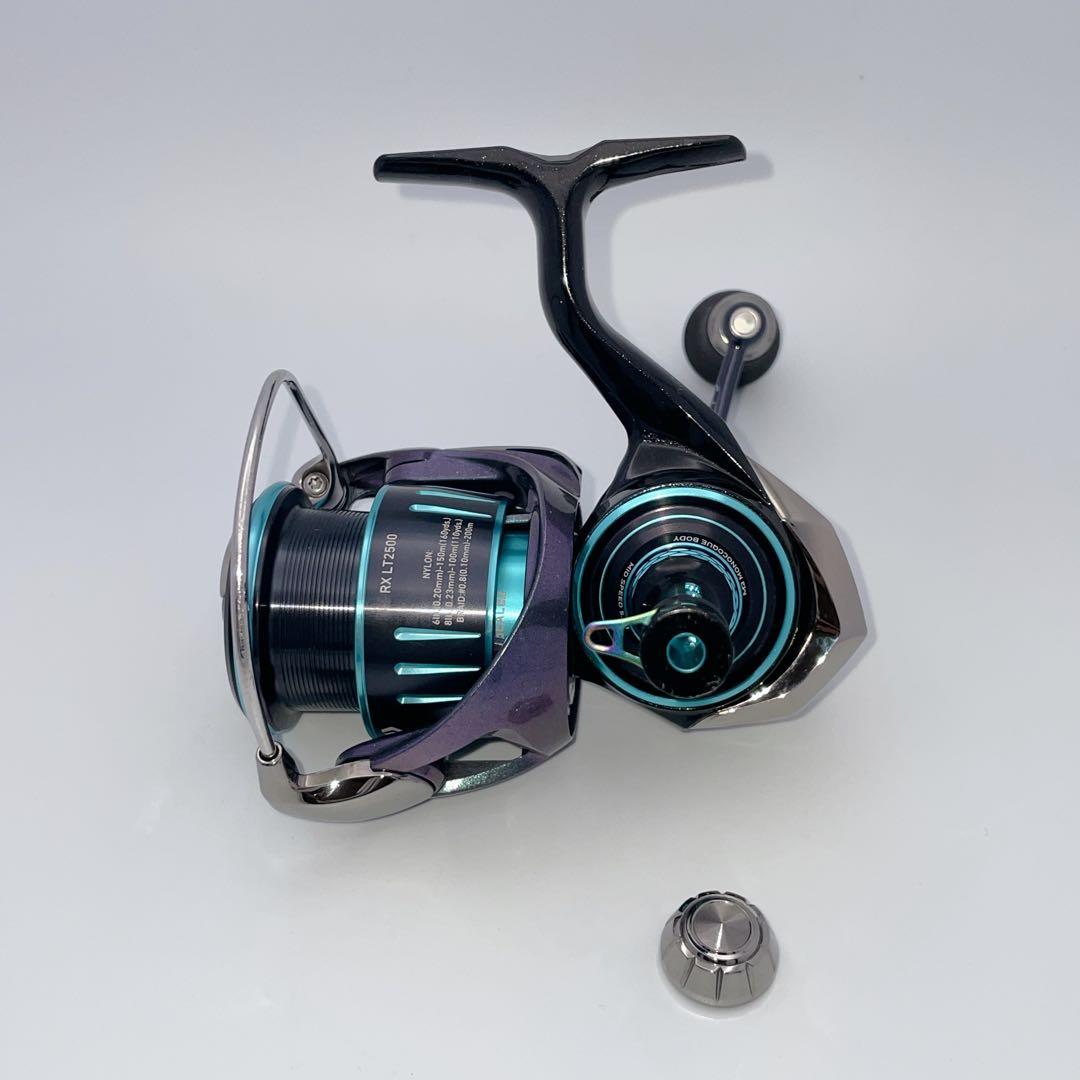 【美品】ダイワ 23 エメラルダス RX LT2500 ゴメクサスリールスタンド