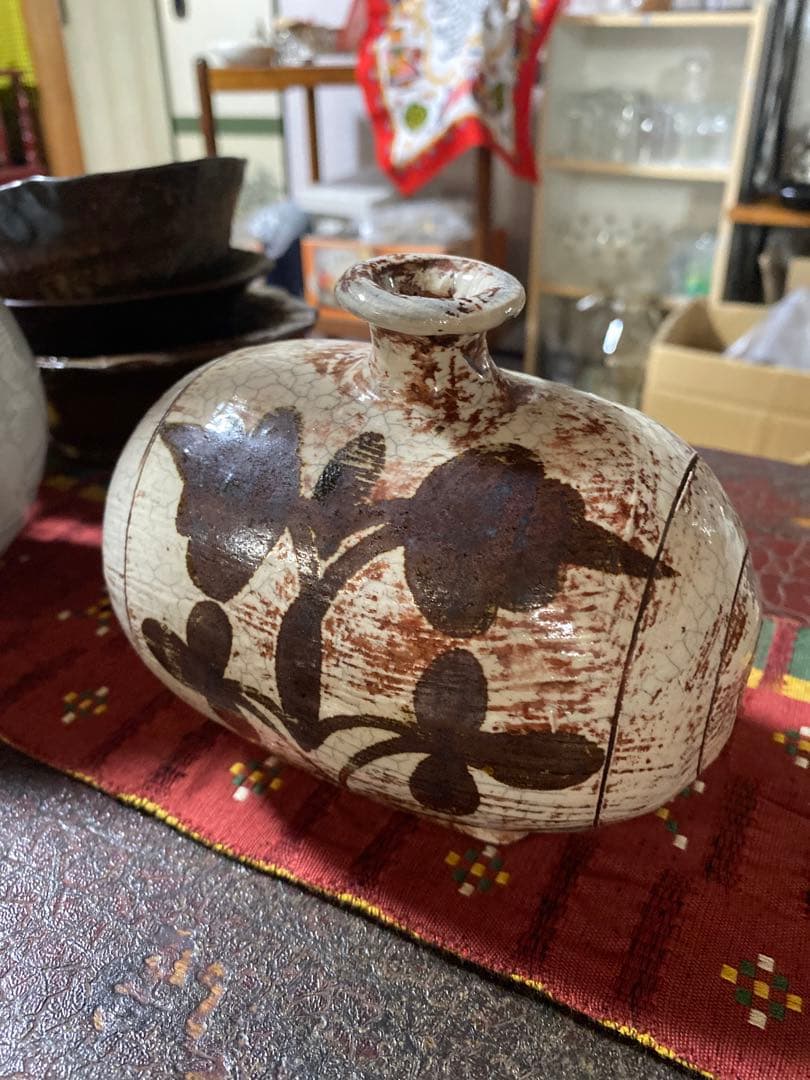 白磁　鉄絵　俵壺 李朝 朝鮮美術 韓国古美術 扁壺 時代物 鶏龍山窯　希少