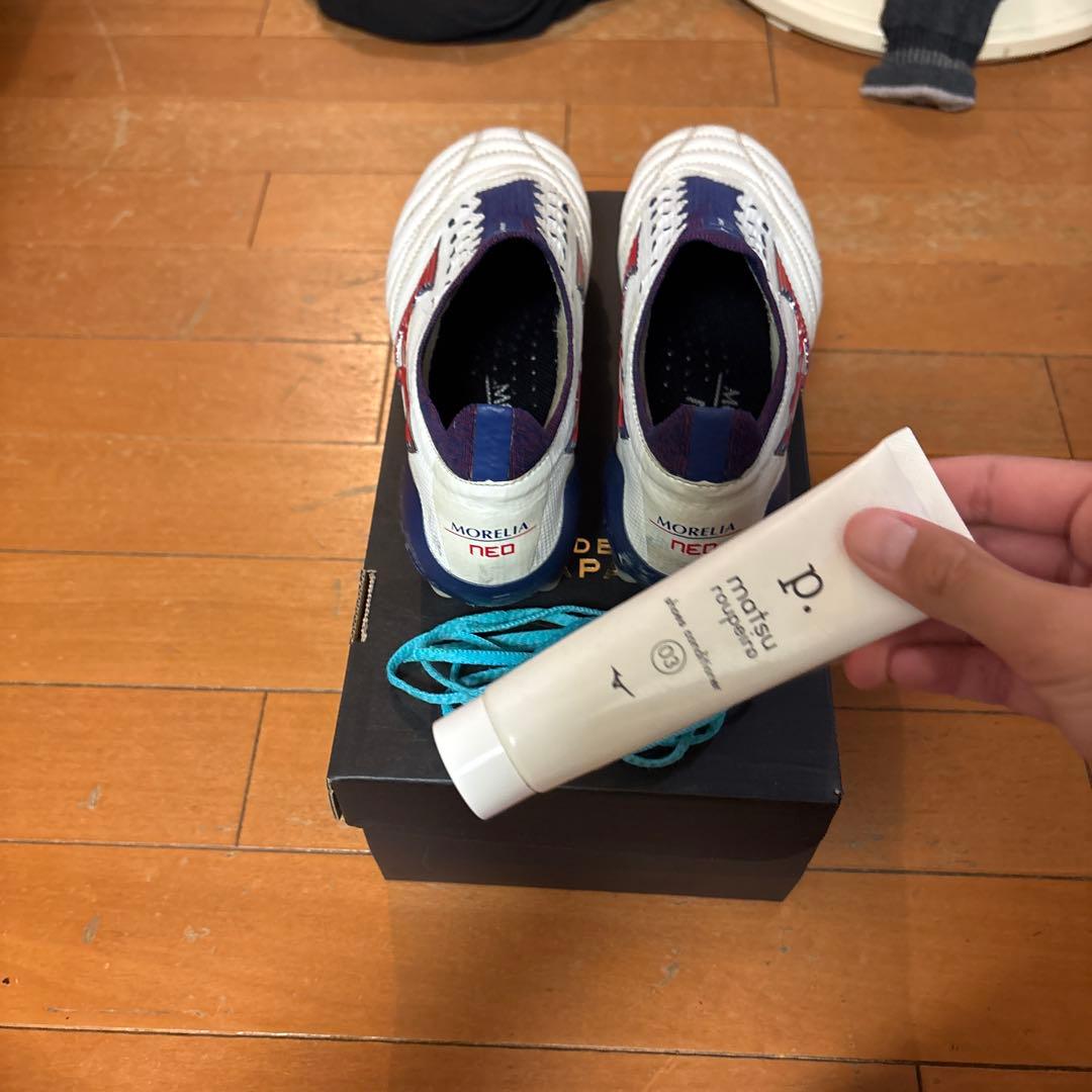 Mizunoモレリアネオ3ベータ限定サッカーシューズ　コンディショナー　値下げ可