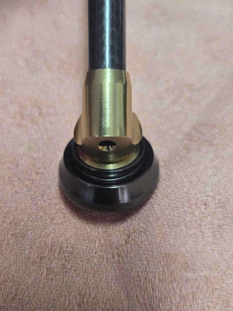 ダイワslpワークス カーボンライトハンドル ゴールド 50㎜　美品