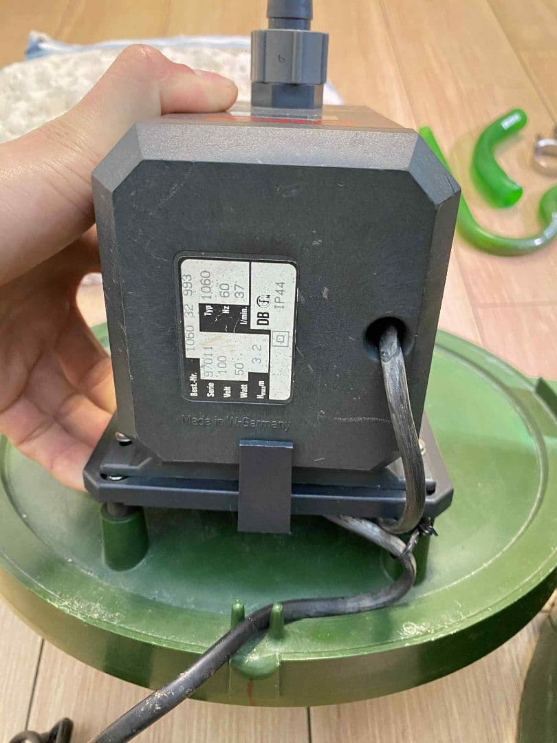 eheim 2260 (60hz) 中古