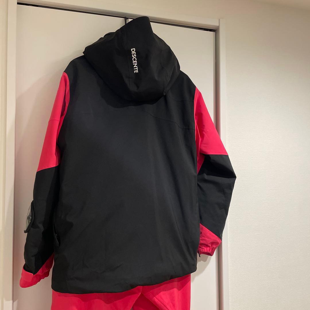 DESCENTE スキーウェア