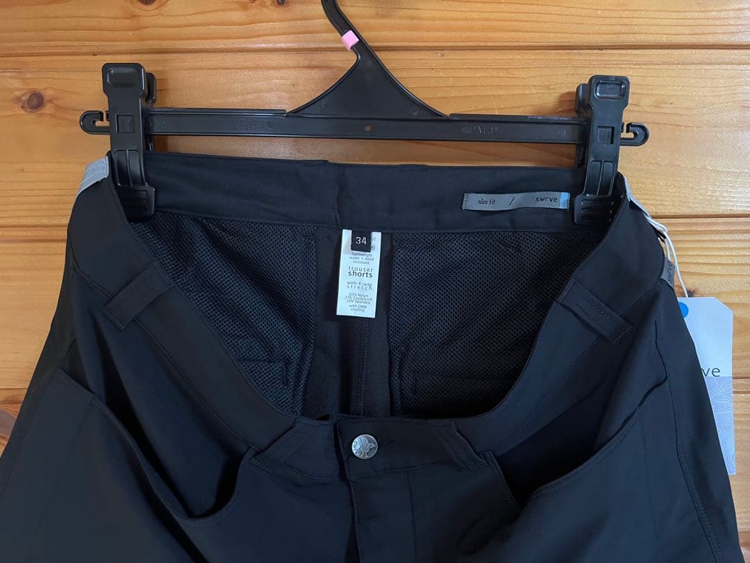 新品　swrve スワーブ　ハーフパンツ　黒　34
