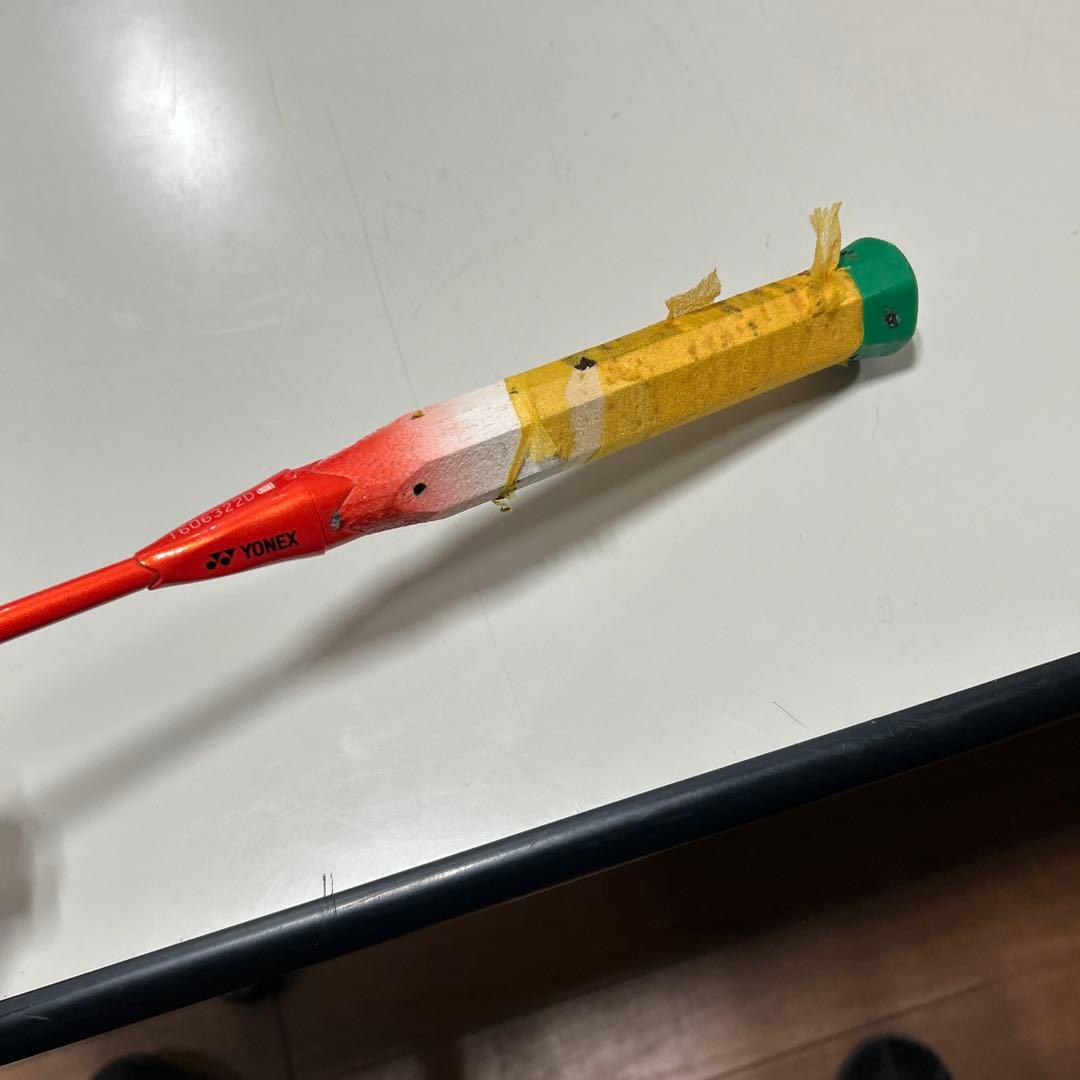 YONEXアストロクス77プロ4ug5バドミントンラケット 2本セットジャンク品