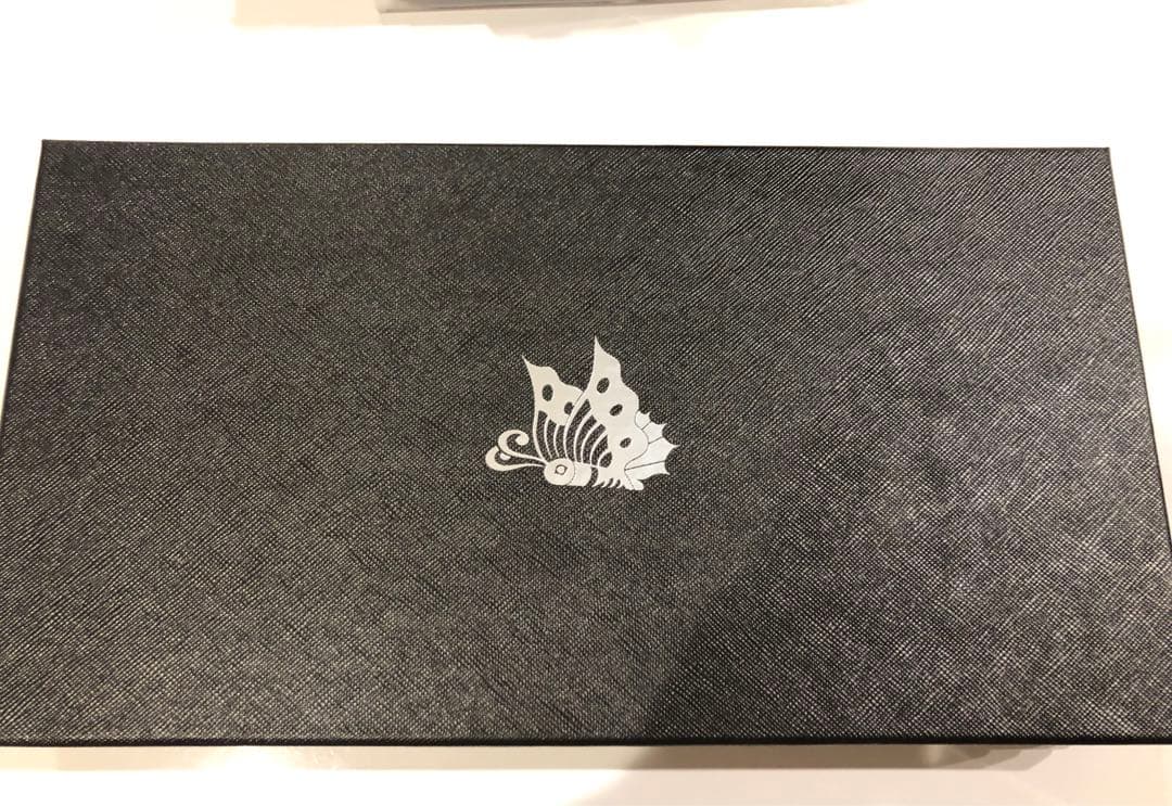 ファントムシータ　ひとつだけ色が違うチャームセット