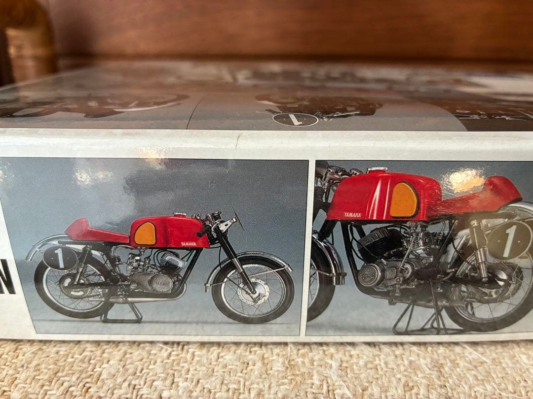 GUNZE クラブマンレーサーハイテックモデル1/12 YAMAHA YDS1