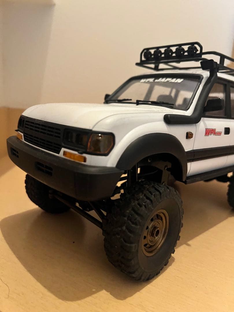 WPL c54-1 ホワイト　塗装品　プロポ付き