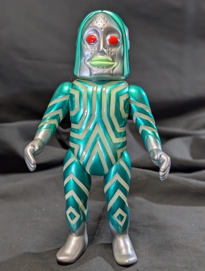 三面怪人 ダダ（Ｍ１号）三面バージョン ソフビフィギュア 蓄光カスタムペイント