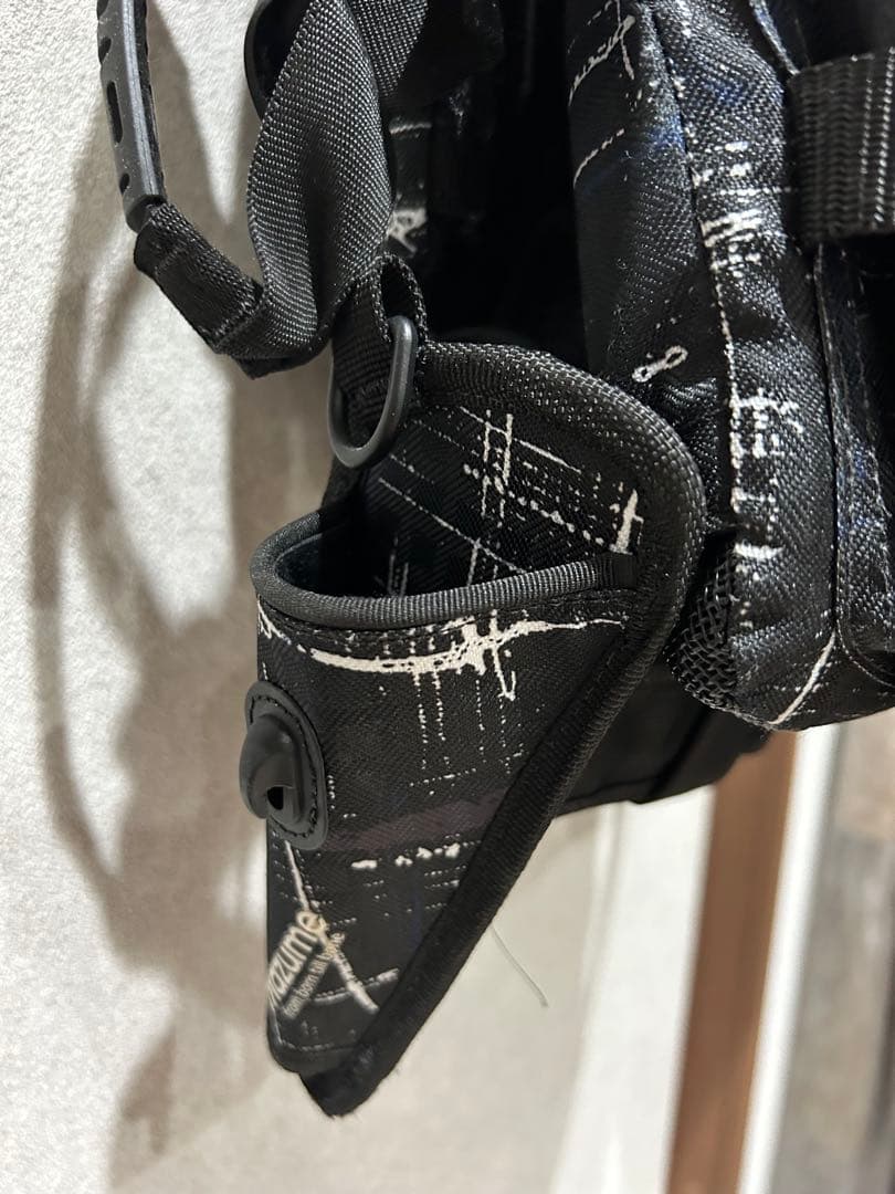 mazume Red Moon 16TH ライフジャケット