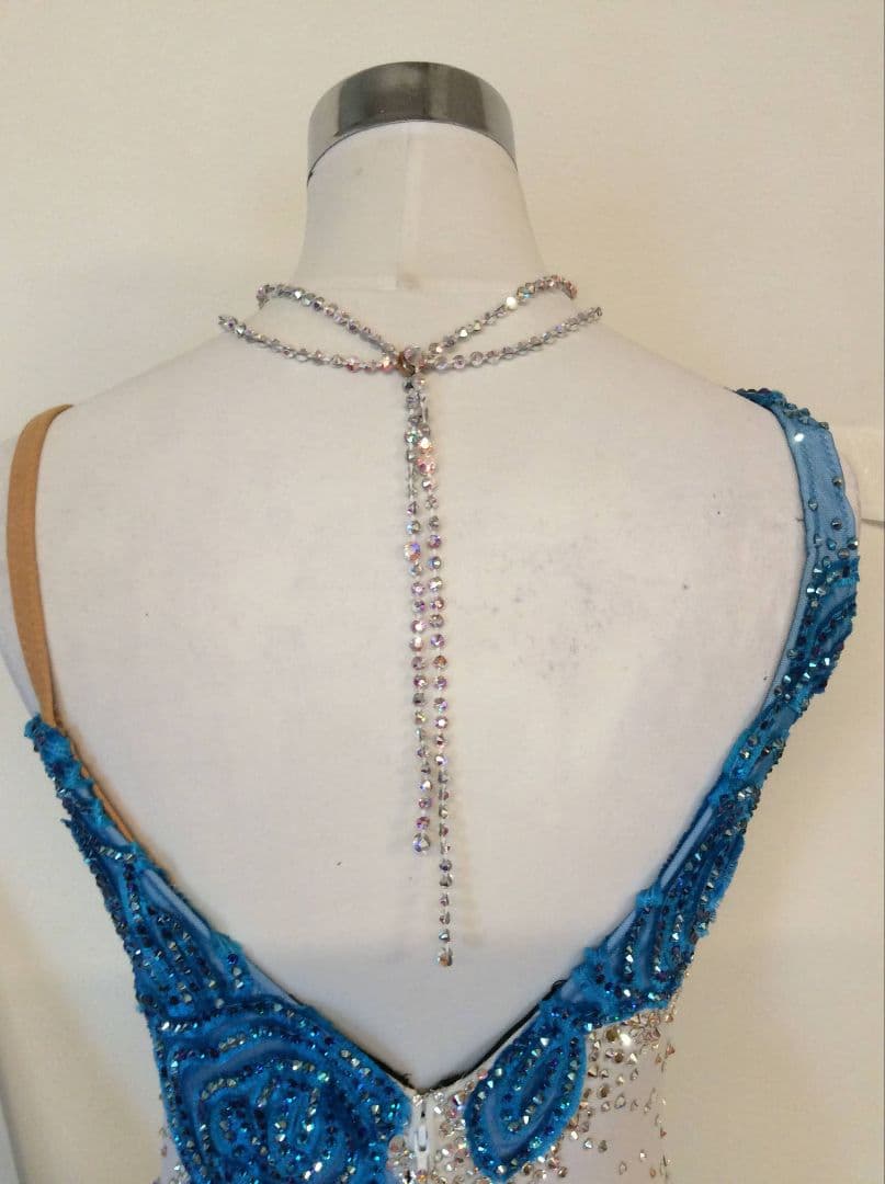 アオイプロデュース製 白 社交ダンス スタンダードドレス 中古 競技 デモ