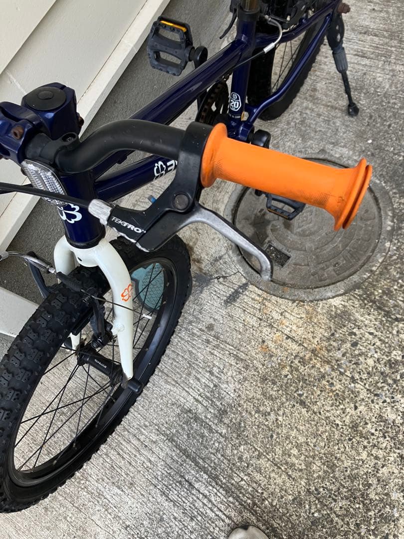 ヨツバサイクル キッズバイク 20インチ 東京引取りのみ