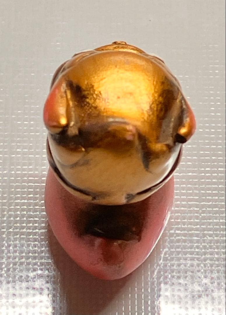 【珍品】怪獣フィギュア 金色とピンク