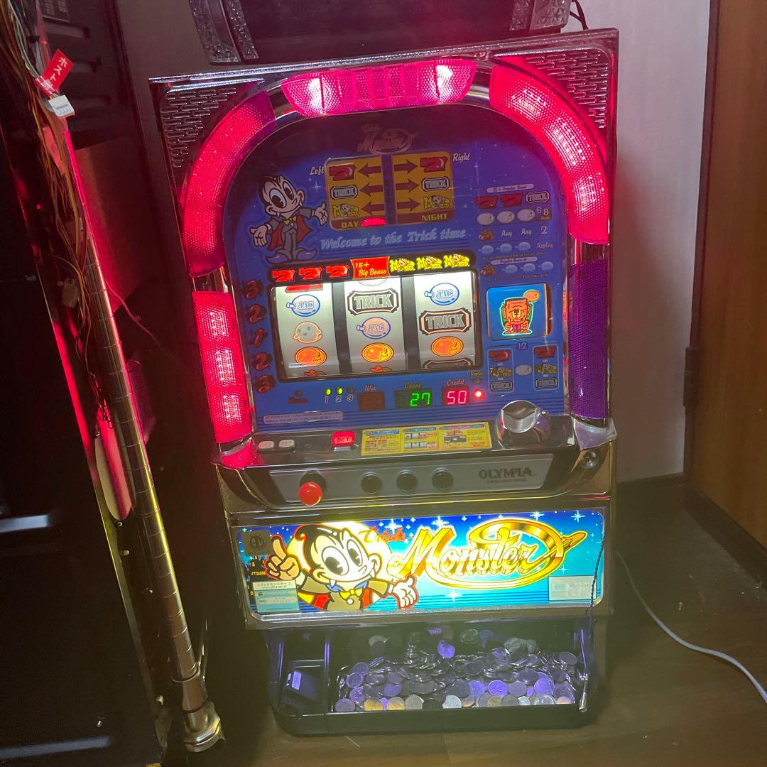 送料込み　パチスロ　４号機　トリックモンスター