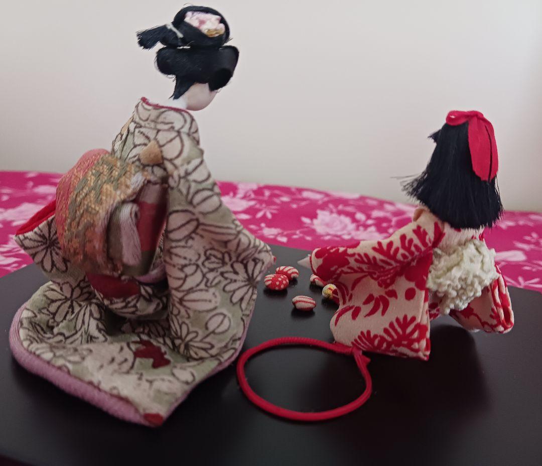 芦屋 ちぐさ人形「お手玉遊び」